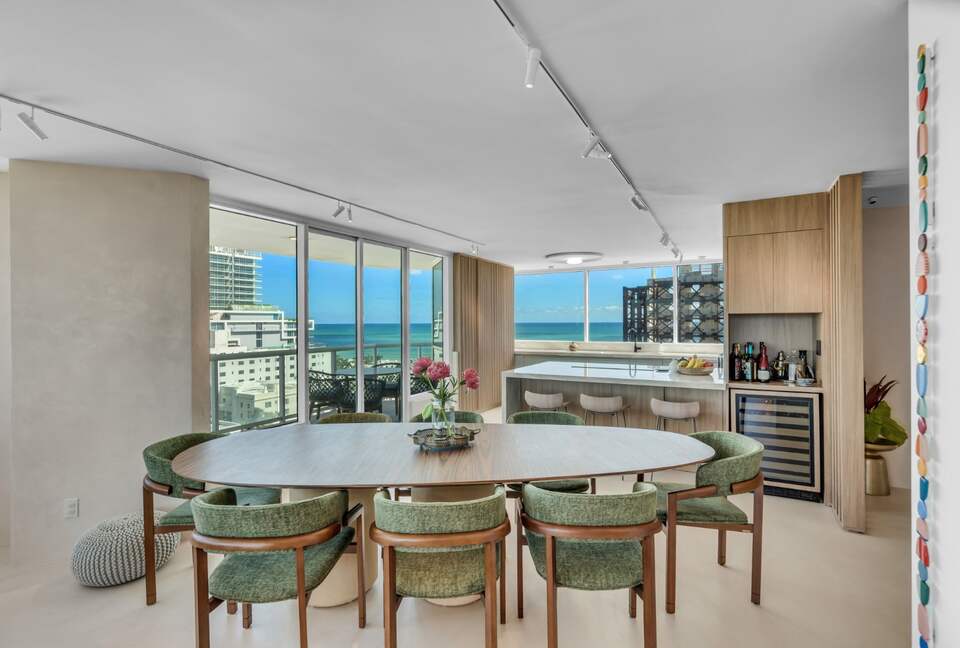 Designer Miami Beach Apartment with Skyline Views - Miami Beach, Florida