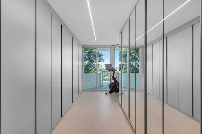 Designer Miami Beach Apartment with Skyline Views - Miami Beach, Florida
