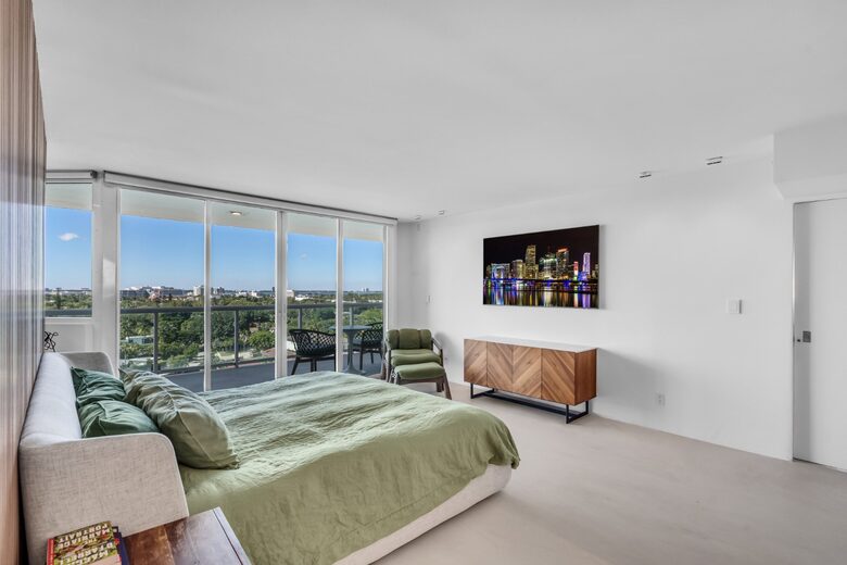 Designer Miami Beach Apartment with Skyline Views - Miami Beach, Florida