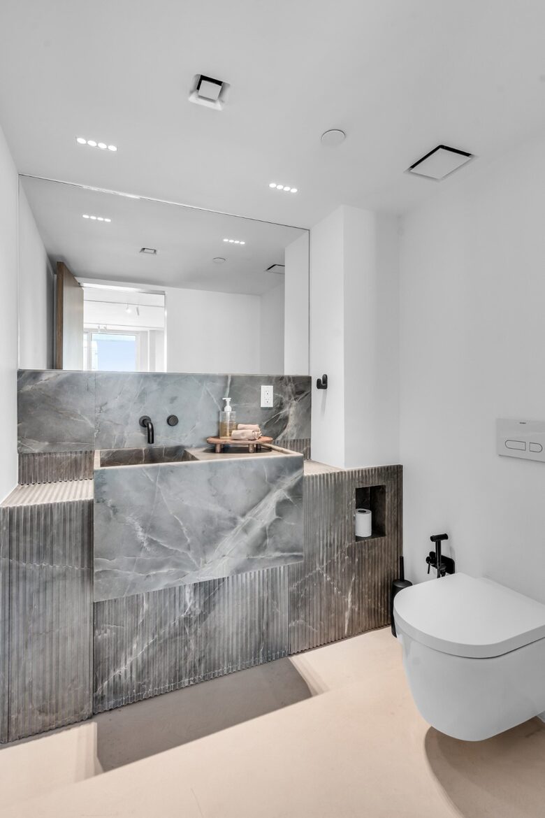 Designer Miami Beach Apartment with Skyline Views - Miami Beach, Florida