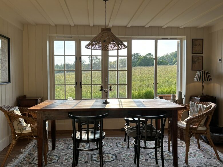 Dining table for 8 with stunning country views