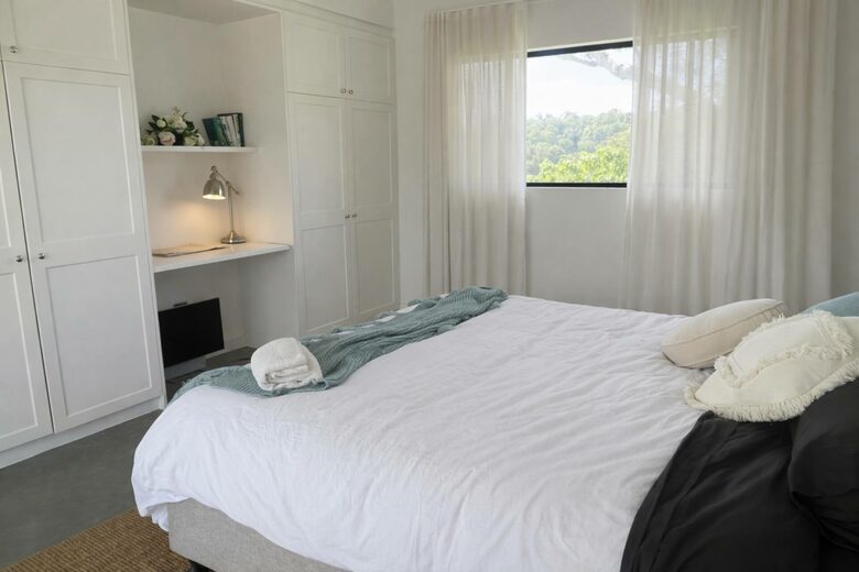 Luxury Off-Grid Hinterland Retreat - Fernvale, Australia