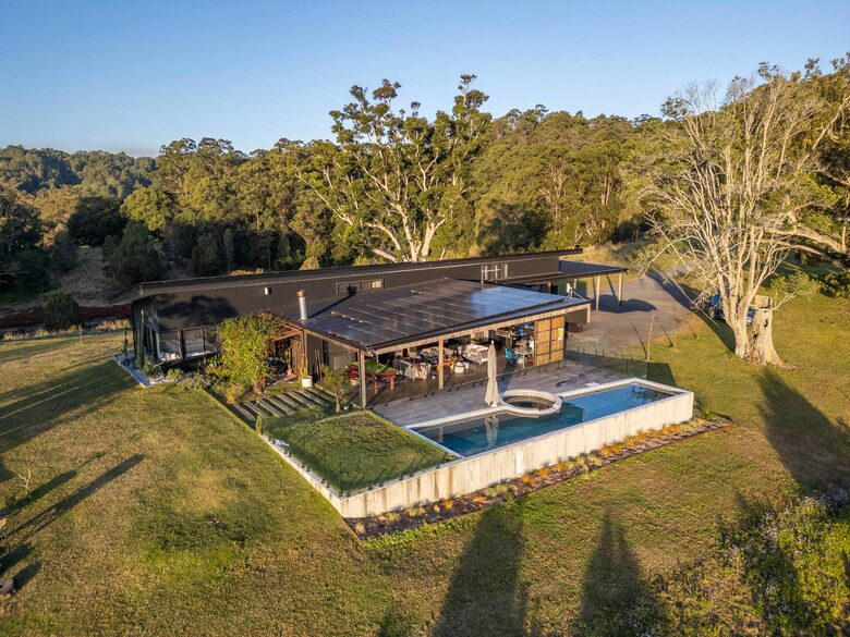 Luxury Off-Grid Hinterland Retreat - Fernvale, Australia