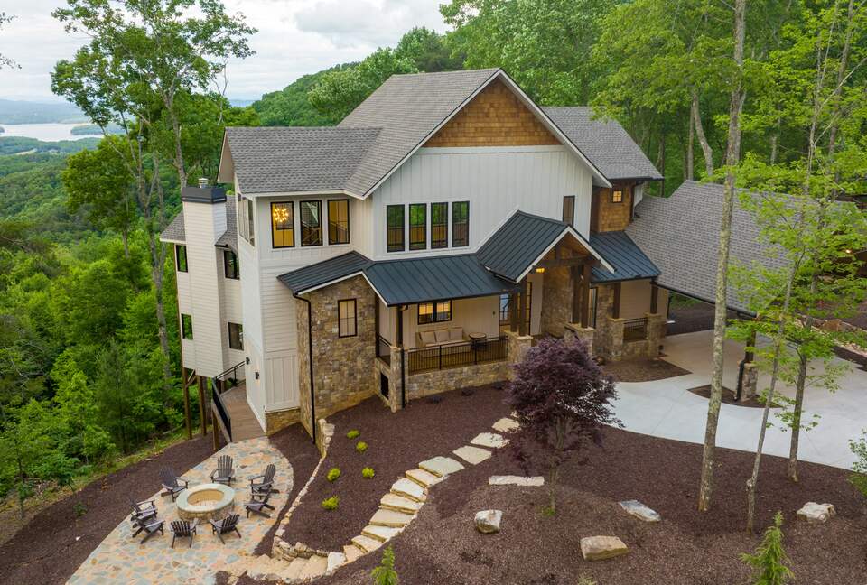 Luxury Mountain Hideaway Near Downtown Blue Ridge - Blue Ridge, Georgia