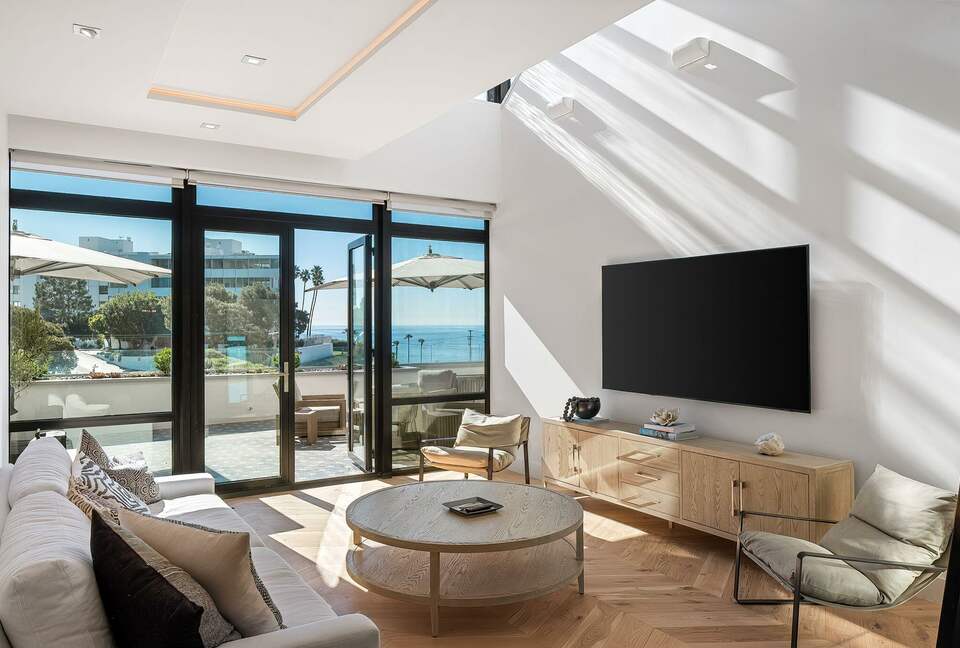 Pacific View Residence at Rockwell - Pacific Palisades, California