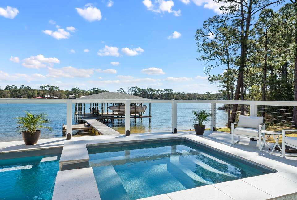 Luxury Creekfront Escape Near Orange Beach - Elberta, Alabama