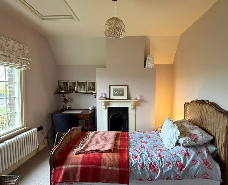 A Refined New Forest Cottage with Orchard and Shepherd’s Hut - Lyndhurst, United Kingdom