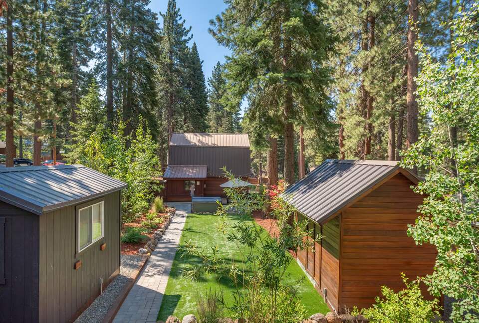Restored Lake Tahoe Cabin on Brockway Golf Course - Tahoe Vista, California
