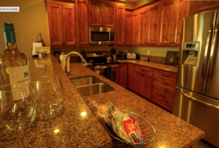 Riverside Ski and Fly Fishing Beaver Creek/Avon Luxury Condo - Avon, Colorado