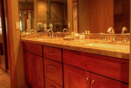 Riverside Ski and Fly Fishing Beaver Creek/Avon Luxury Condo - Avon, Colorado