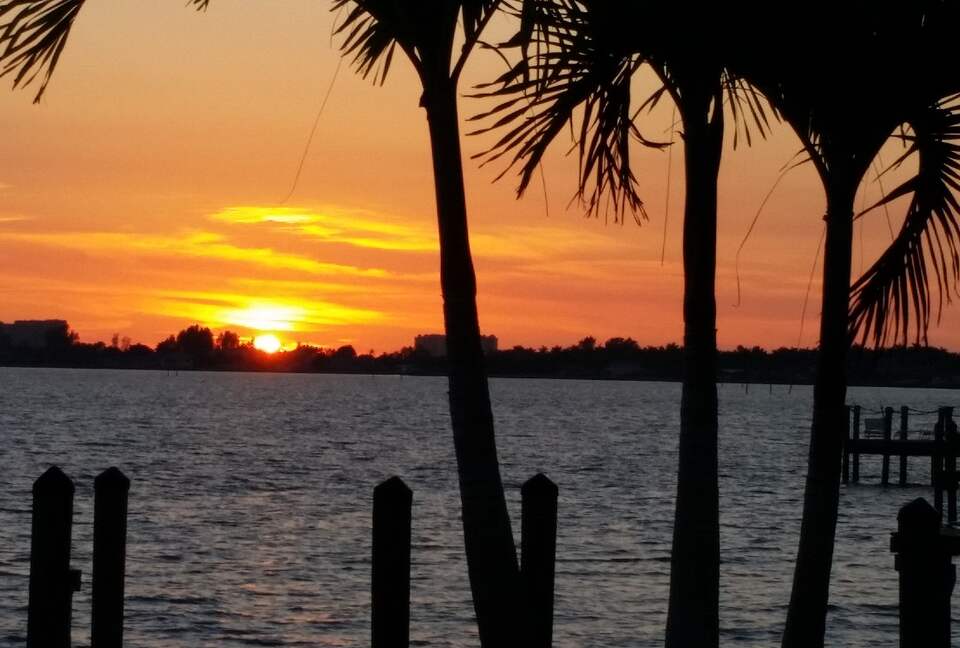 Yacht Club Gem - Cape Coral, Florida