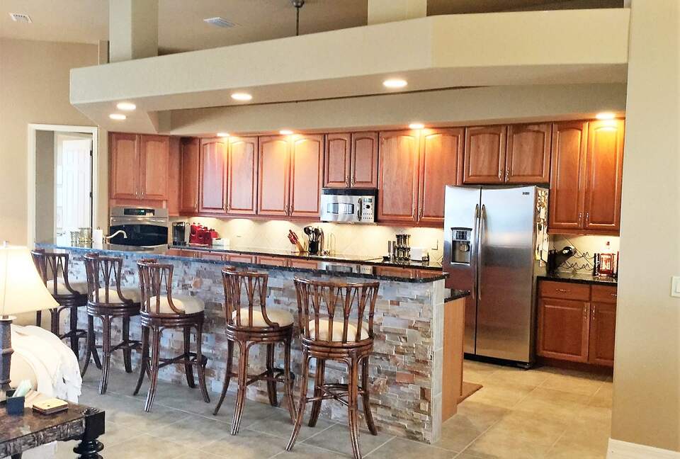 Yacht Club Gem - Cape Coral, Florida