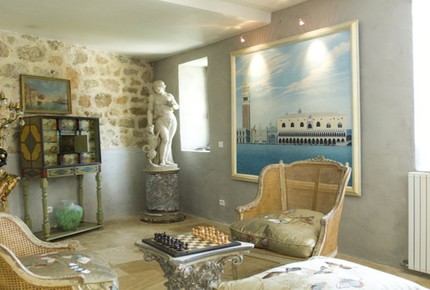 Mid-Week 3 Night stay at The Sisi Suite at Bastide St. Mathieu
