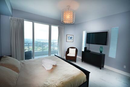 Sea and City High Rise - Miami, Florida