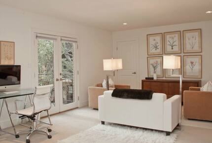 Modern Lake Austin Waterfront Condo - Austin, Texas