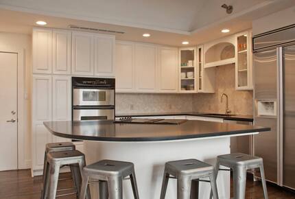 Modern Lake Austin Waterfront Condo - Austin, Texas