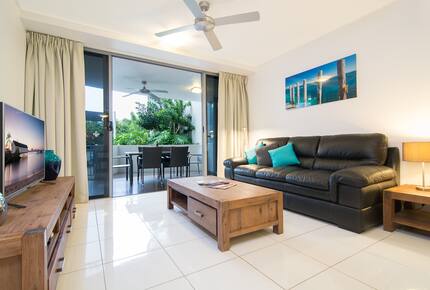 Vision Cairns Esplanade 2 Bedroom Apartment - Cairns, Australia