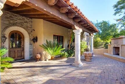 Tuscan Style Private Estate