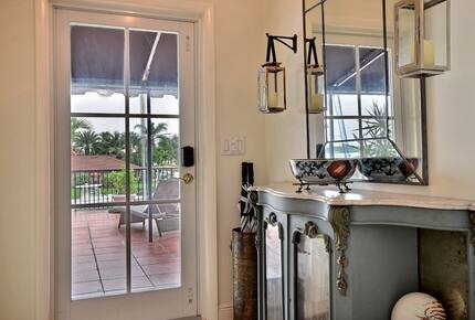 Penthouse on the Intracoastal Waterway in Vero Beach - Vero Beach, Florida