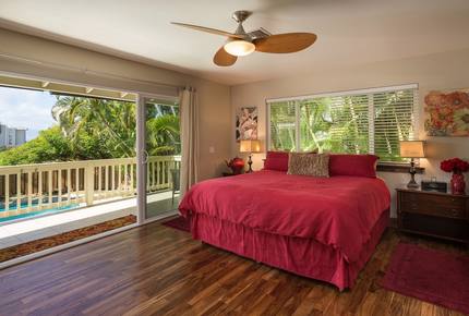 Kaanapali Hale - Lahaina, Hawaii