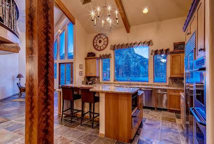Mountain Villa Paradise - Frisco, Colorado
