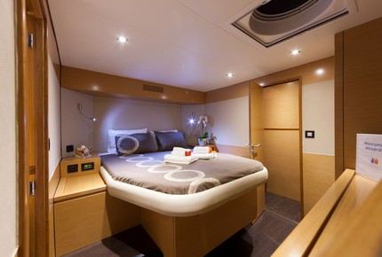 TradeWinds Yacht Cabin for 2 - FIJI Sailing Vacation - Nadi, Fiji
