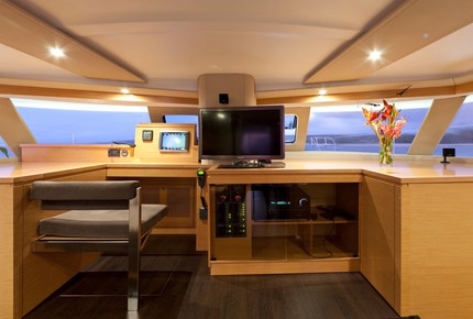 TradeWinds Yacht Cabin for 2 - FIJI Sailing Vacation - Nadi, Fiji