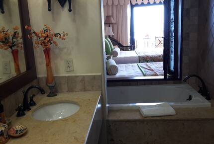 The Residences at Hacienda Encantada, 2 Bedroom Condo - Cabo San Lucas, Mexico
