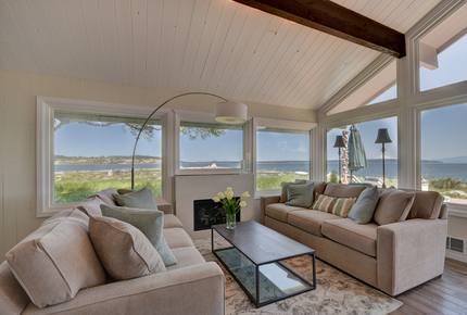 Heron Point Cottage - Coupeville, Washington