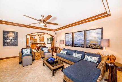 Langosta Beach Surf Retreat