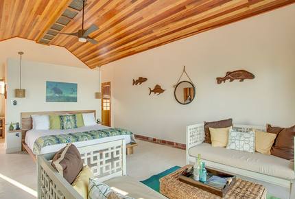 Private Island of Little Harvest Caye - Placencia Belize, Belize