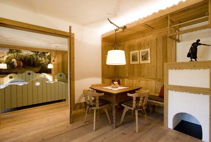 Hotel Gasthof Post, Lech, Austria (HS)