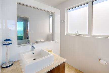 Majestic Sunshine Beach Home