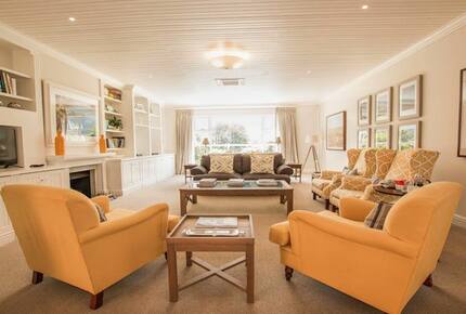 18 on Hillwood Luxury Family Villa - Bishopscourt, South Africa