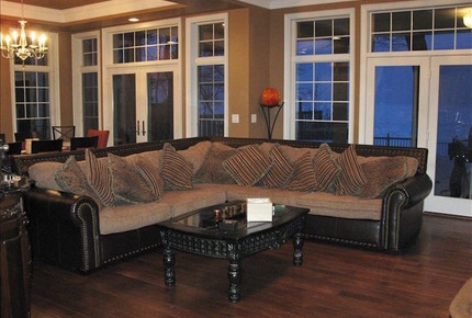 Luxury Home on the Sunny Shores of Lake Erie