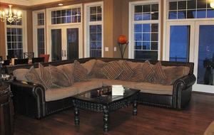 Luxury Home on the Sunny Shores of Lake Erie - PORT COLBORNE, Canada