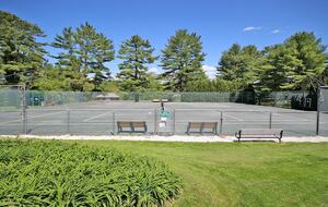 Contemporary Berkshires Retreat - Stockbridge, Massachusetts