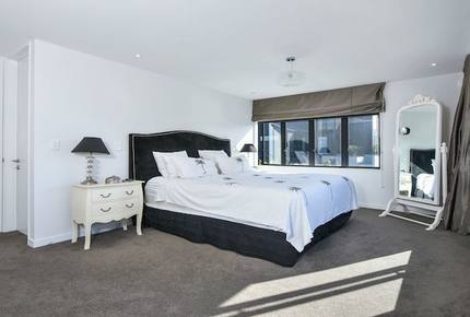 Westmere Honey - Auckland, New Zealand