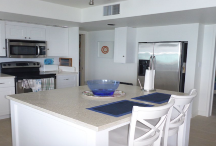 Secluded Oceanfront Tar Bay Beauty