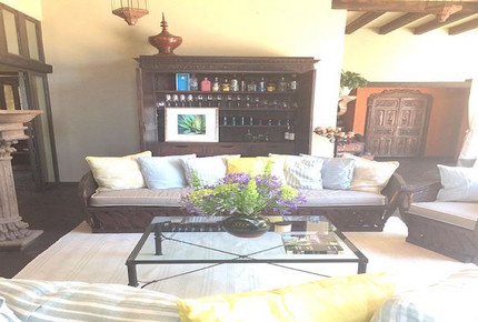 Villa Overlooking La Parroquia