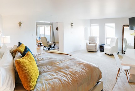 Albuquerque Villa with Stunning Views - Albuquerque, New Mexico
