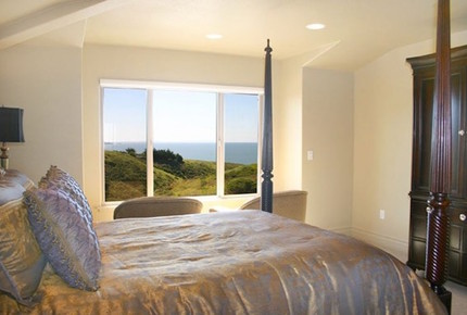 4 OR 5 NIGHT Stay at Royal Pacific - Close to San Francisco, Napa and Sonoma - Bodega Bay, California