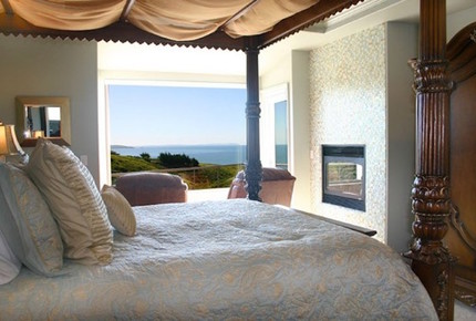 4 OR 5 NIGHT Stay at Royal Pacific - Close to San Francisco, Napa and Sonoma - Bodega Bay, California