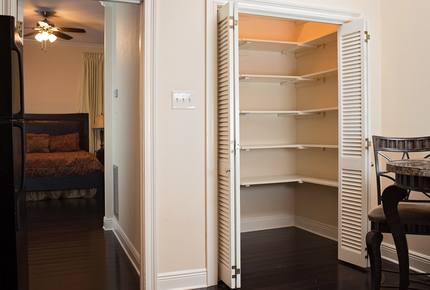 French Quarter Apartment - New Orleans, Louisiana