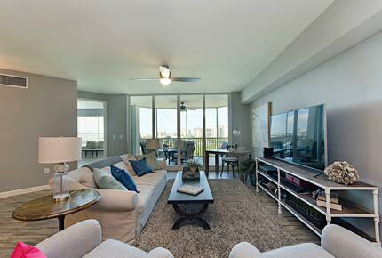The Dunes - Awesome View & Resort Style Vacation - Naples, Florida