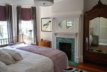 Sophisticated Victorian Flat Between Castro & Mission Dolores - San Francisco, California