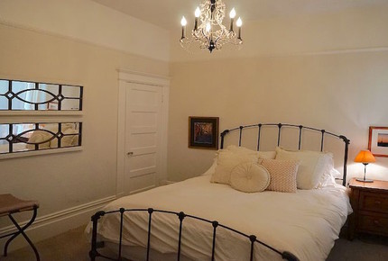 Sophisticated Victorian Flat Between Castro & Mission Dolores - San Francisco, California