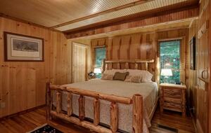 Creek Front Mountain Retreat - Hayesville, North Carolina