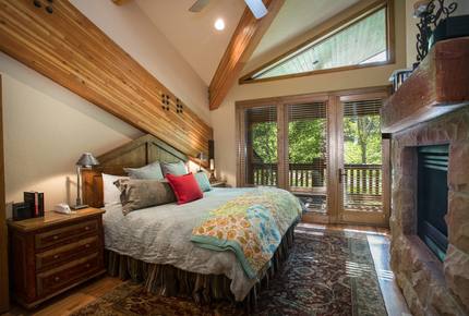 Sterling Lodge 111 at Silver Lake