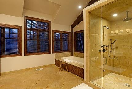 Luxury Family Home on the Roaring Fork River - Aspen, Colorado